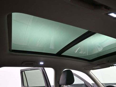 New 2026 Volkswagen Atlas SE image 27