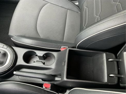 Used 2022 Kia Forte GT-Line FWD image 21