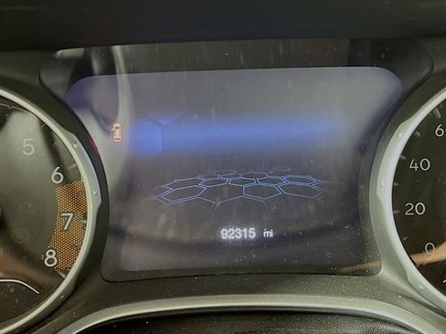 Used 2018 Jeep Compass Limited w/ Navigation Group FWD image 9