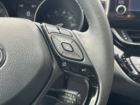 Certified 2021 Toyota C-HR Limited FWD image 31