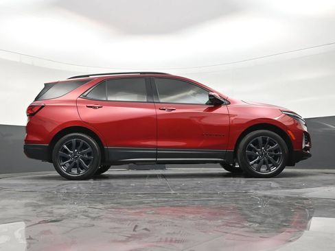 Used 2024 Chevrolet Equinox RS FWD image 25