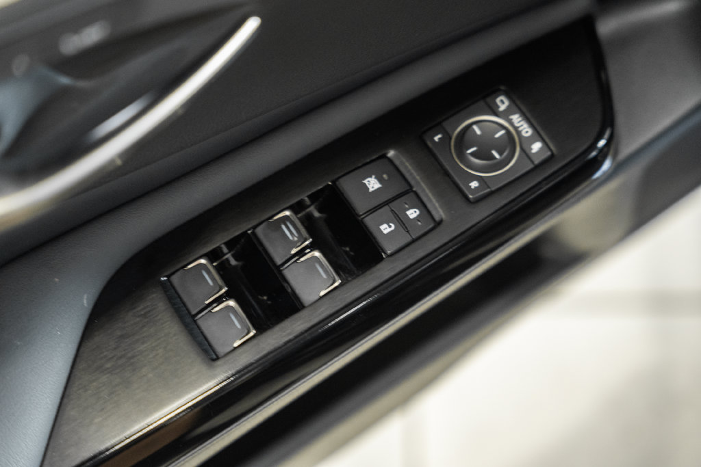 Used 2024 Lexus ES 350 w/ Accessory Package (Z2) FWD image 39