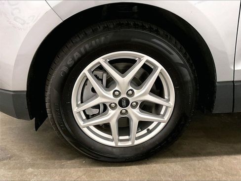 Used 2024 Ford Edge SEL AWD/4WD image 7