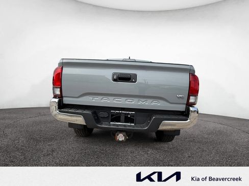 Used 2019 Toyota Tacoma TRD Off-Road image 4