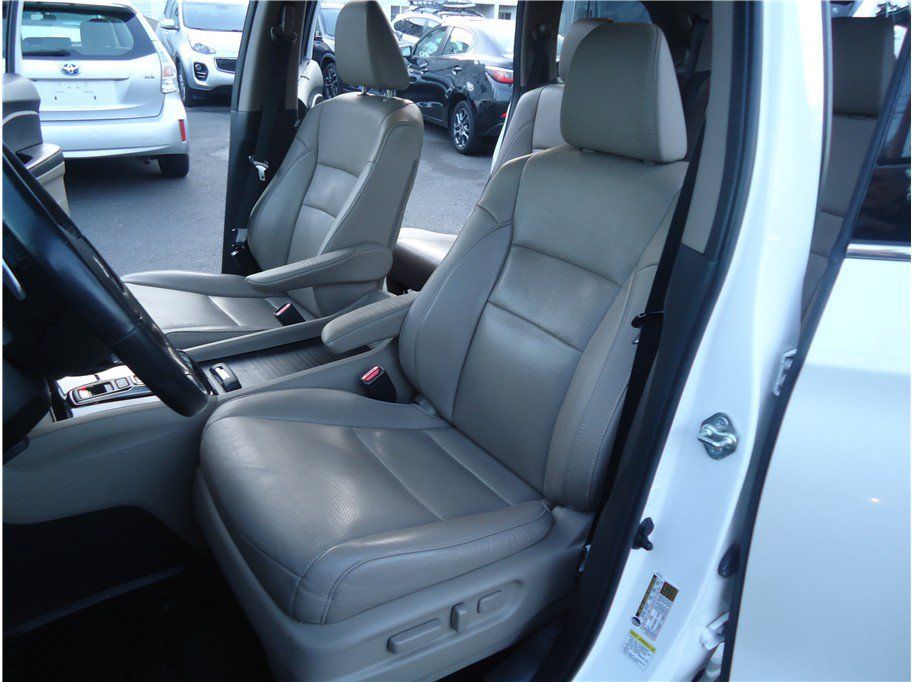 Used 2016 Honda Pilot Elite image 13