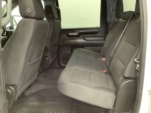 Used 2024 Chevrolet Silverado 2500 LT AWD/4WD image 6