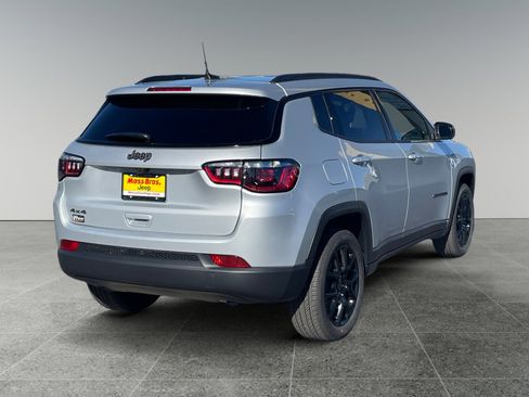 New 2026 Jeep Compass Latitude image 5