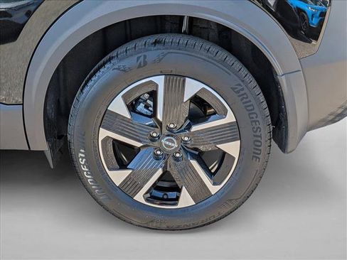 Used 2026 Nissan Kicks SV w/ SV Premium Package image 26
