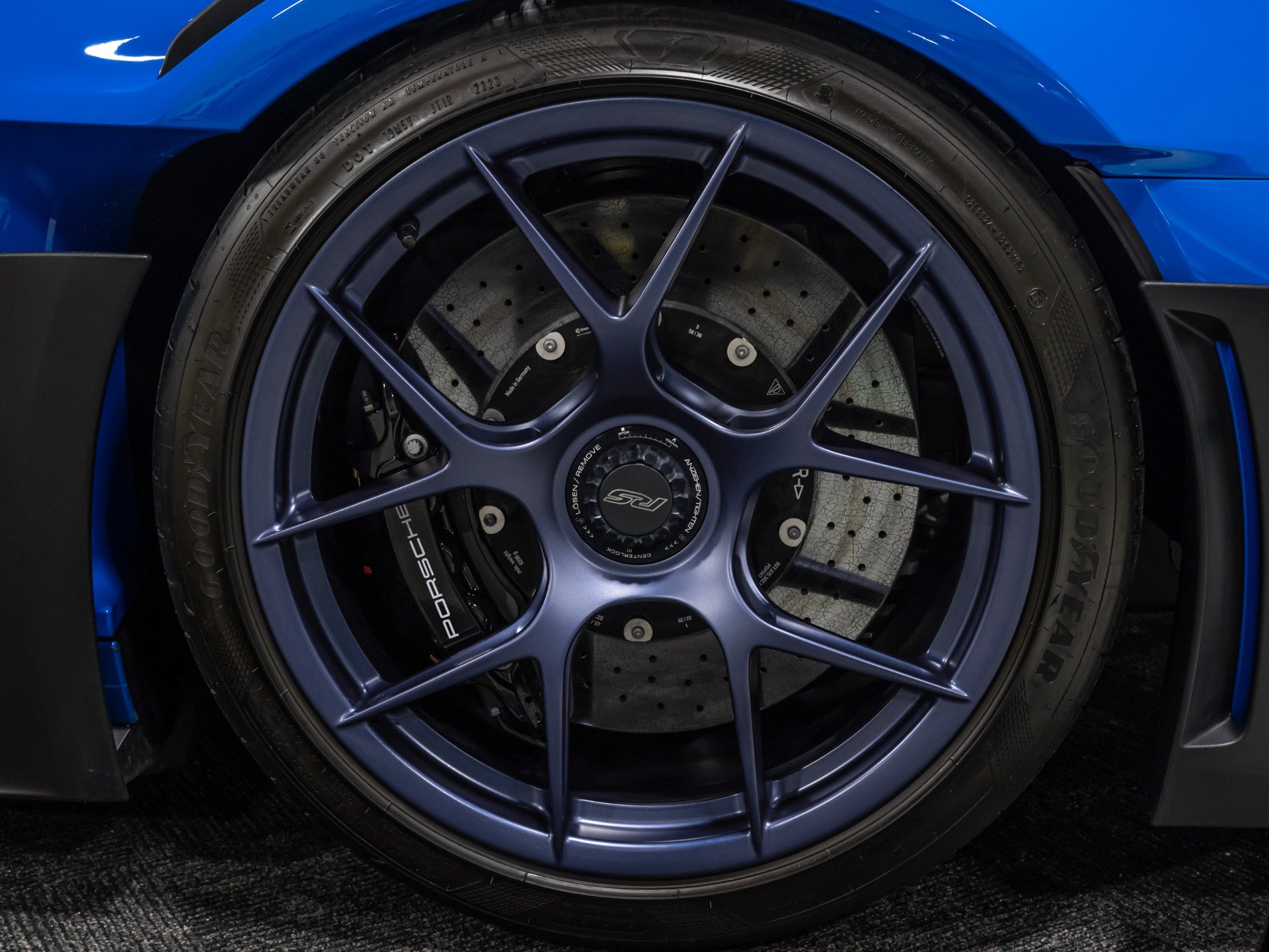 Used 2024 Porsche 911 GT3 RS RWD image 21