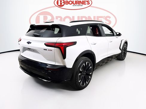 Used 2024 Chevrolet Blazer EV RS image 9