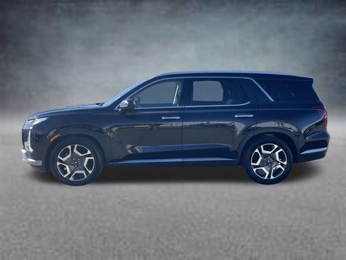 Used 2024 Hyundai Palisade SEL image 2