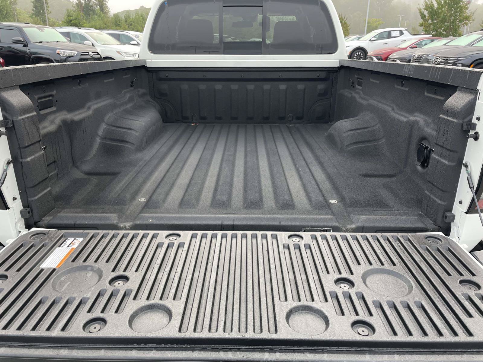 Used 2026 Nissan Frontier S w/ S Utility Package AWD/4WD image 30