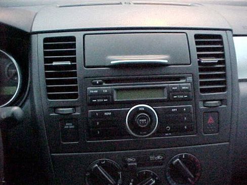 Used 2010 Nissan Versa 1.8 S w/ PWR Plus Pkg image 23