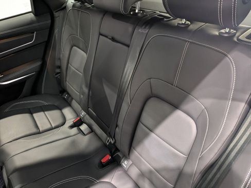 Used 2025 Jaguar F-PACE R-Dynamic S image 14