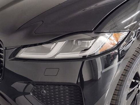 New 2026 Jaguar F-PACE R-Dynamic S image 12