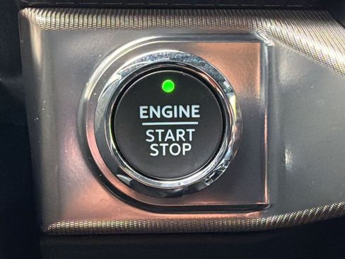 Used 2023 Ford F150 Raptor w/ Raptor 37 Performance Package AWD/4WD image 18