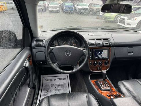Used 2001 Mercedes-Benz ML 320 4MATIC image 4