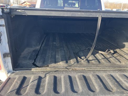 Used 2014 RAM 1500 Laramie w/ Convenience Group image 9