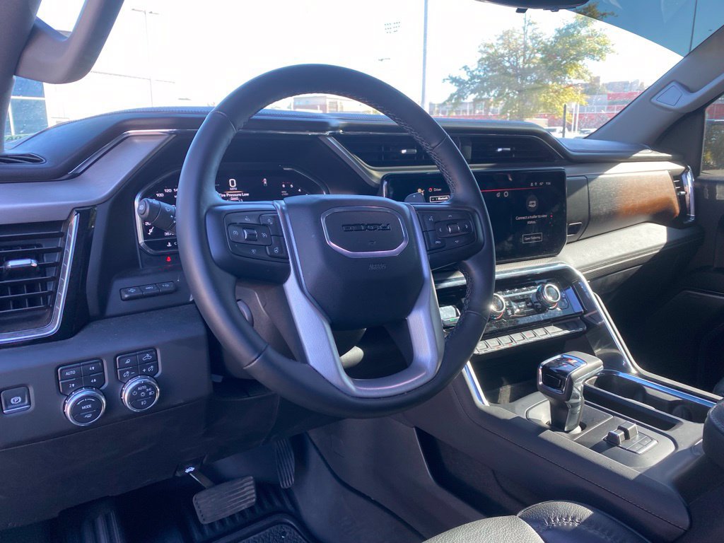 Used 2025 GMC Sierra 1500 Denali w/ Denali Reserve Package AWD/4WD image 20