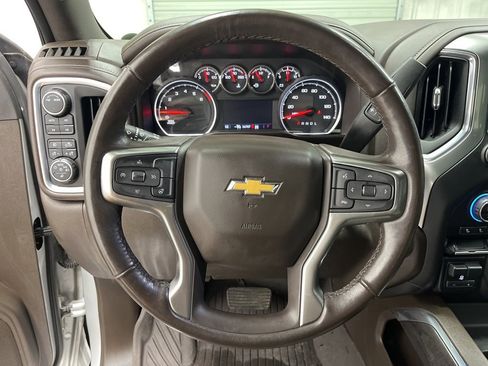 Used 2021 Chevrolet Silverado 2500 LTZ image 22