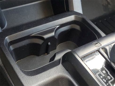 Used 2017 Toyota Tacoma SR w/ Tow Package image 28