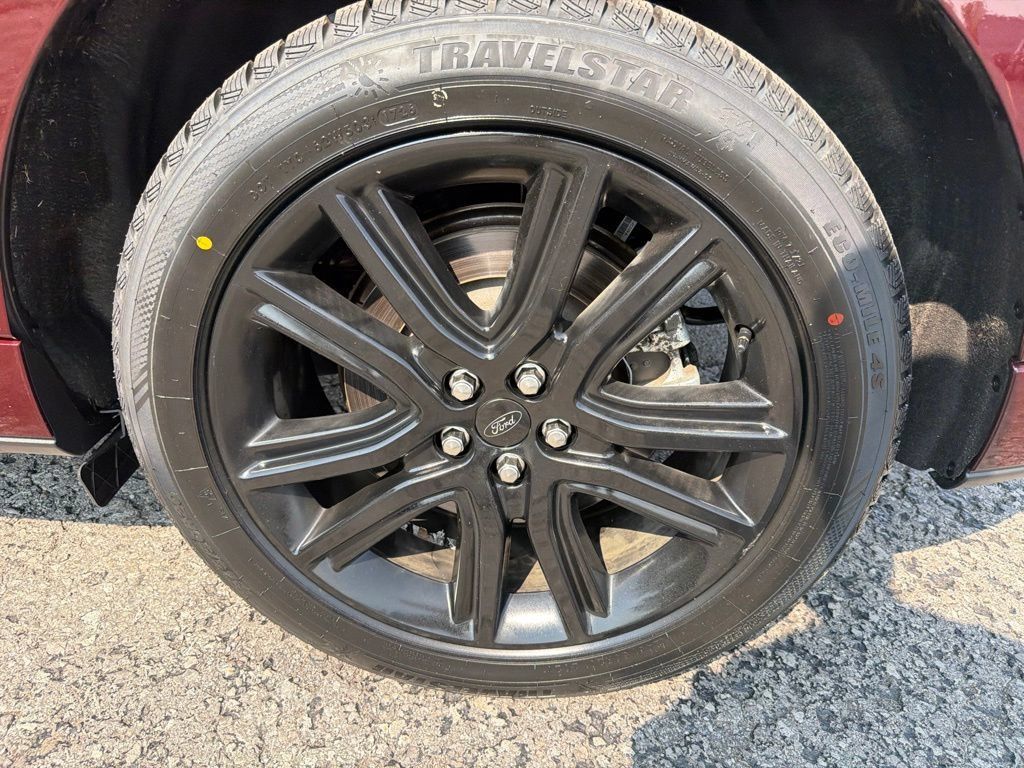 Used 2023 Ford Edge ST-Line AWD/4WD image 15