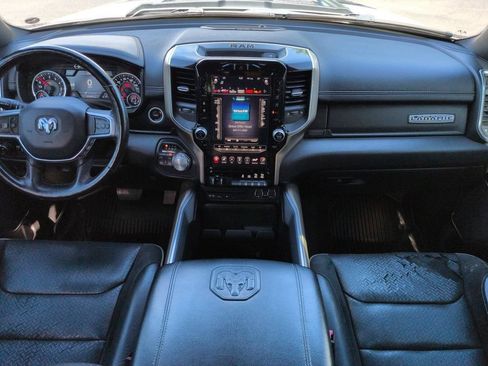 Used 2019 RAM 1500 Laramie AWD/4WD image 14