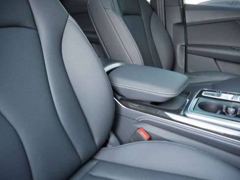 Used 2025 Audi Q7 3.0T Premium Plus image 30