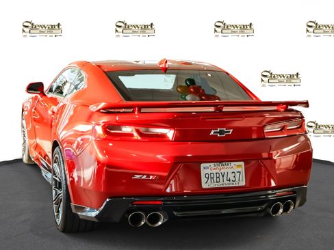 Used 2018 Chevrolet Camaro ZL1 image 20