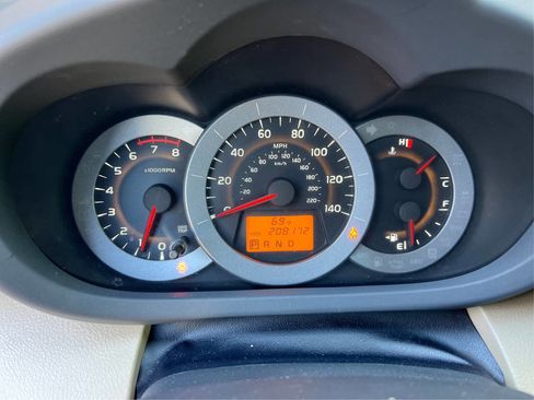 Used 2012 Toyota RAV4 4WD w/ Value Pkg image 15