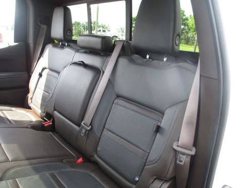 Used 2020 GMC Sierra 1500 Denali w/ Denali Ultimate Package AWD/4WD image 25