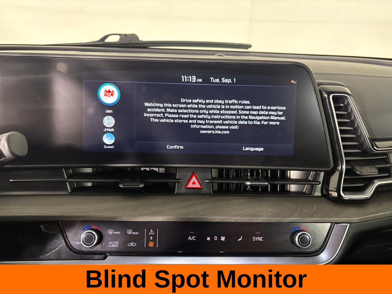 Used 2025 Kia Sportage X-Line w/ Premium Package AWD/4WD image 19