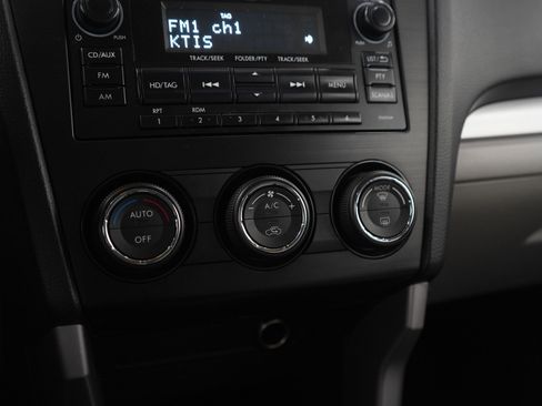 Used 2015 Subaru Forester 2.5i Limited w/ Popular Package #2 image 23