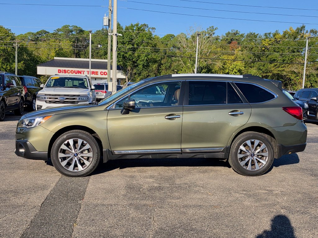 Used 2017 Subaru Outback 3.6R Touring w/ Popular Package #5A AWD/4WD image 8