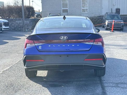 New 2026 Hyundai Elantra Sport image 13
