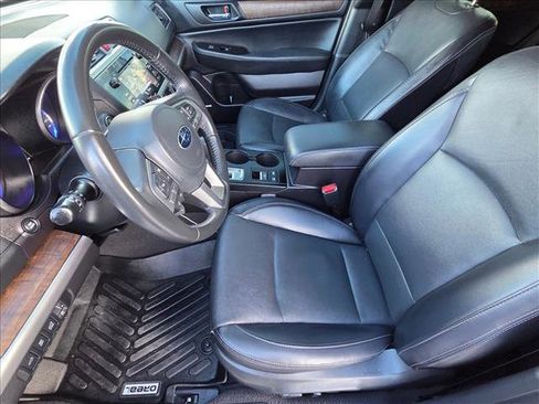 Used 2017 Subaru Outback 2.5i Limited image 15