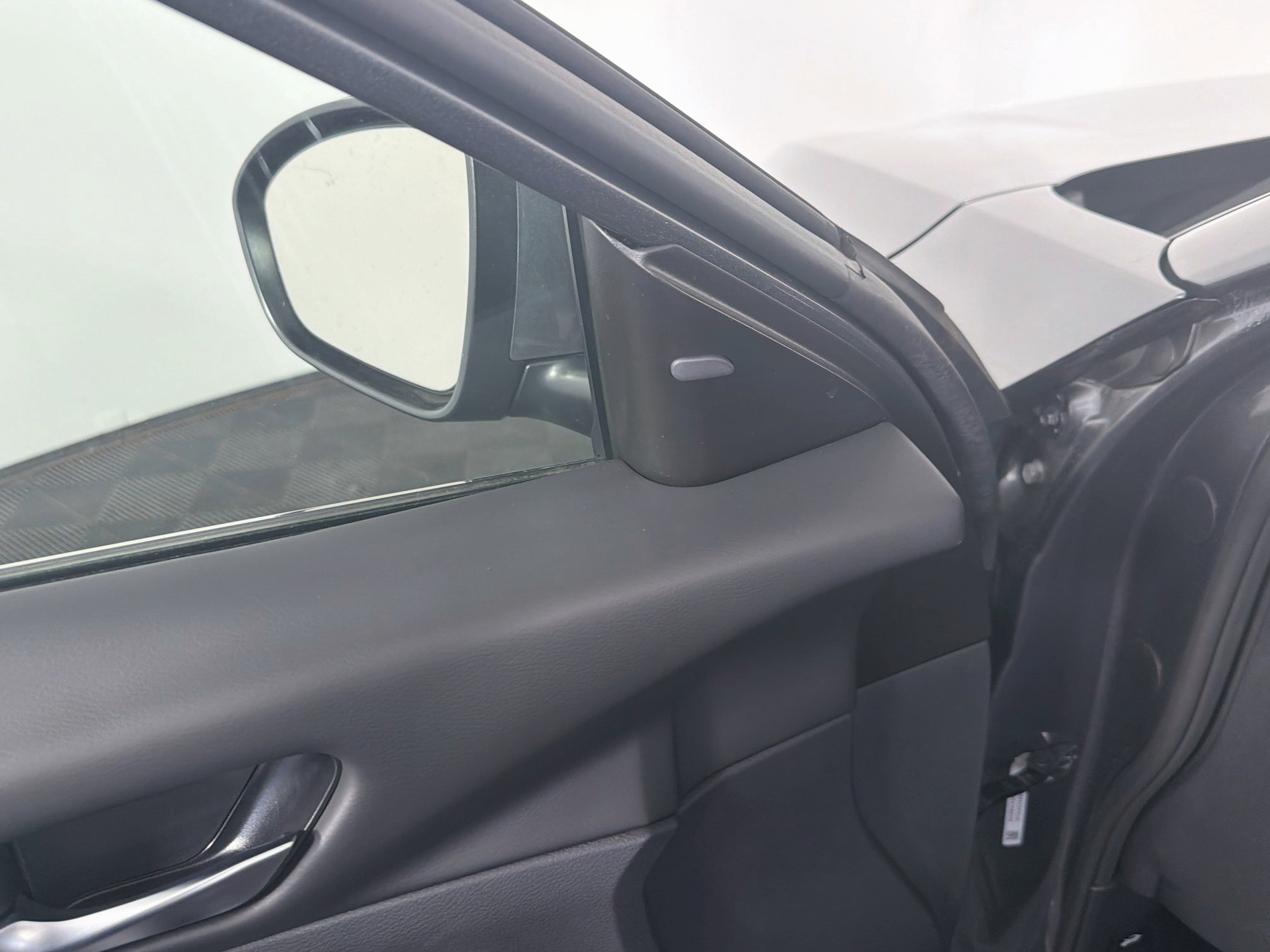 Used 2023 Nissan Altima 2.5 SV FWD image 16