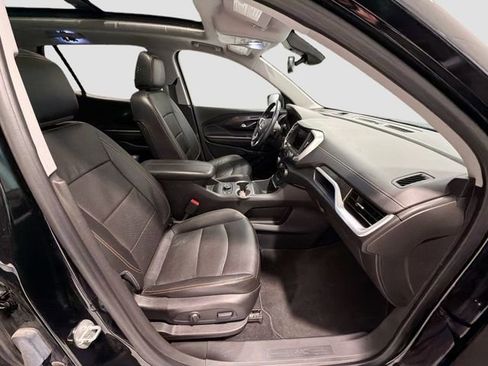 Used 2021 GMC Terrain SLT image 25