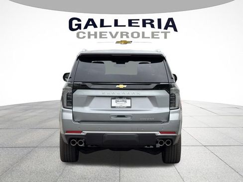 New 2026 Chevrolet Suburban Premier RWD image 6