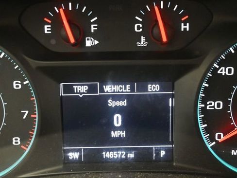 Used 2018 Chevrolet Malibu LT FWD image 16