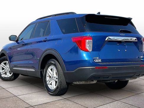 Used 2023 Ford Explorer XLT AWD/4WD image 11