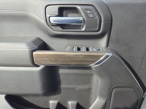 Used 2020 Chevrolet Silverado 2500 LT w/ Texas Edition image 25