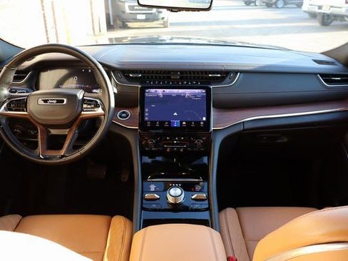 Used 2023 Jeep Grand Cherokee Summit w/ Adv Protech Group IV image 44