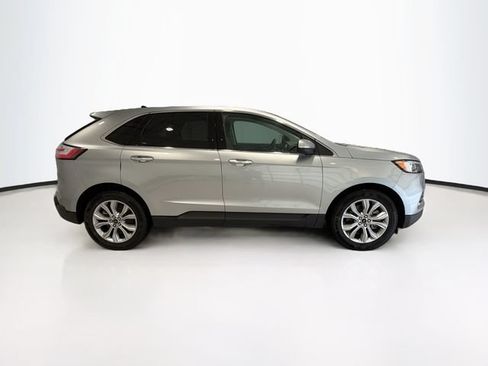 Used 2024 Ford Edge Titanium AWD/4WD image 7