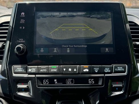 Used 2023 Honda Odyssey EX image 29