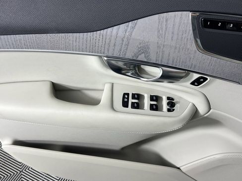 Used 2025 Volvo XC90 T8 Plus w/ Protection Package Premier image 25