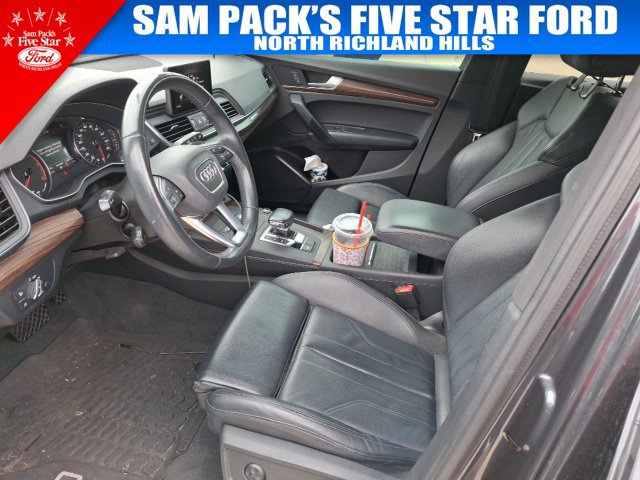 Used 2020 Audi Q5 2.0T Premium w/ Titanium Sport Package AWD/4WD image 6