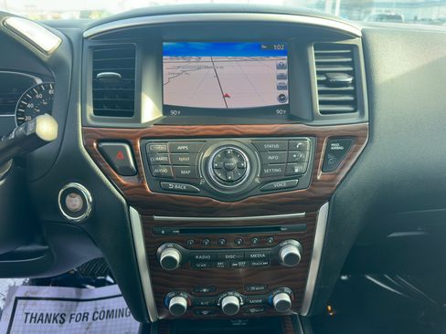 Used 2018 Nissan Pathfinder Platinum w/ Cargo Package image 23