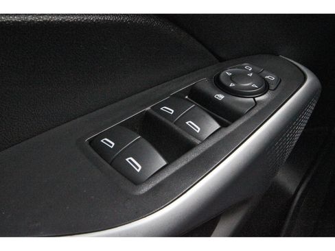 Used 2024 Chevrolet Trax LS w/ LS Convenience Package FWD image 23