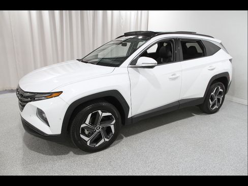 Used 2023 Hyundai Tucson Limited image 3